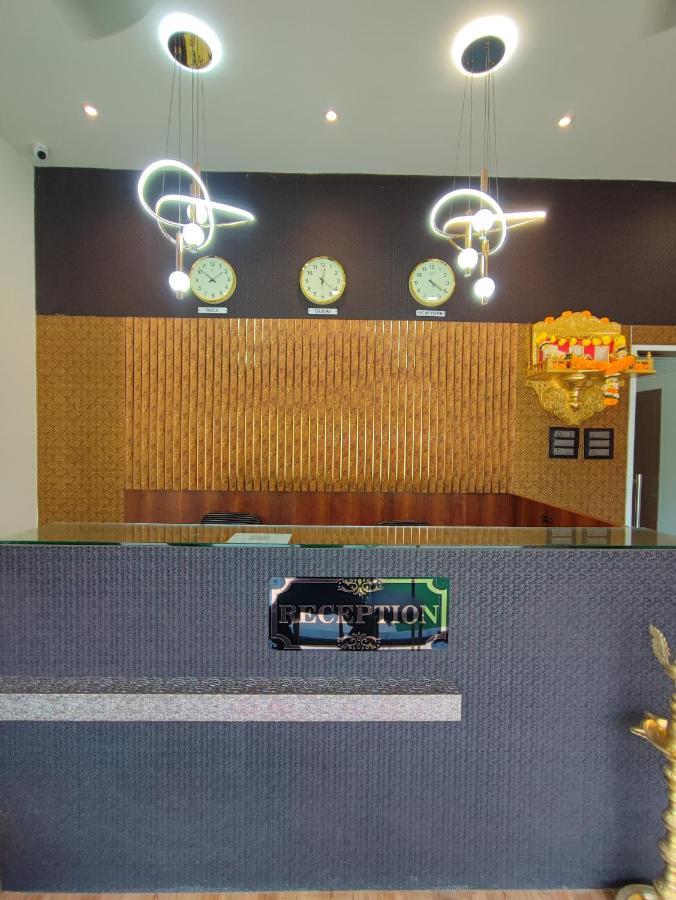 Hotel Starlit Navi Mumbai Buitenkant foto