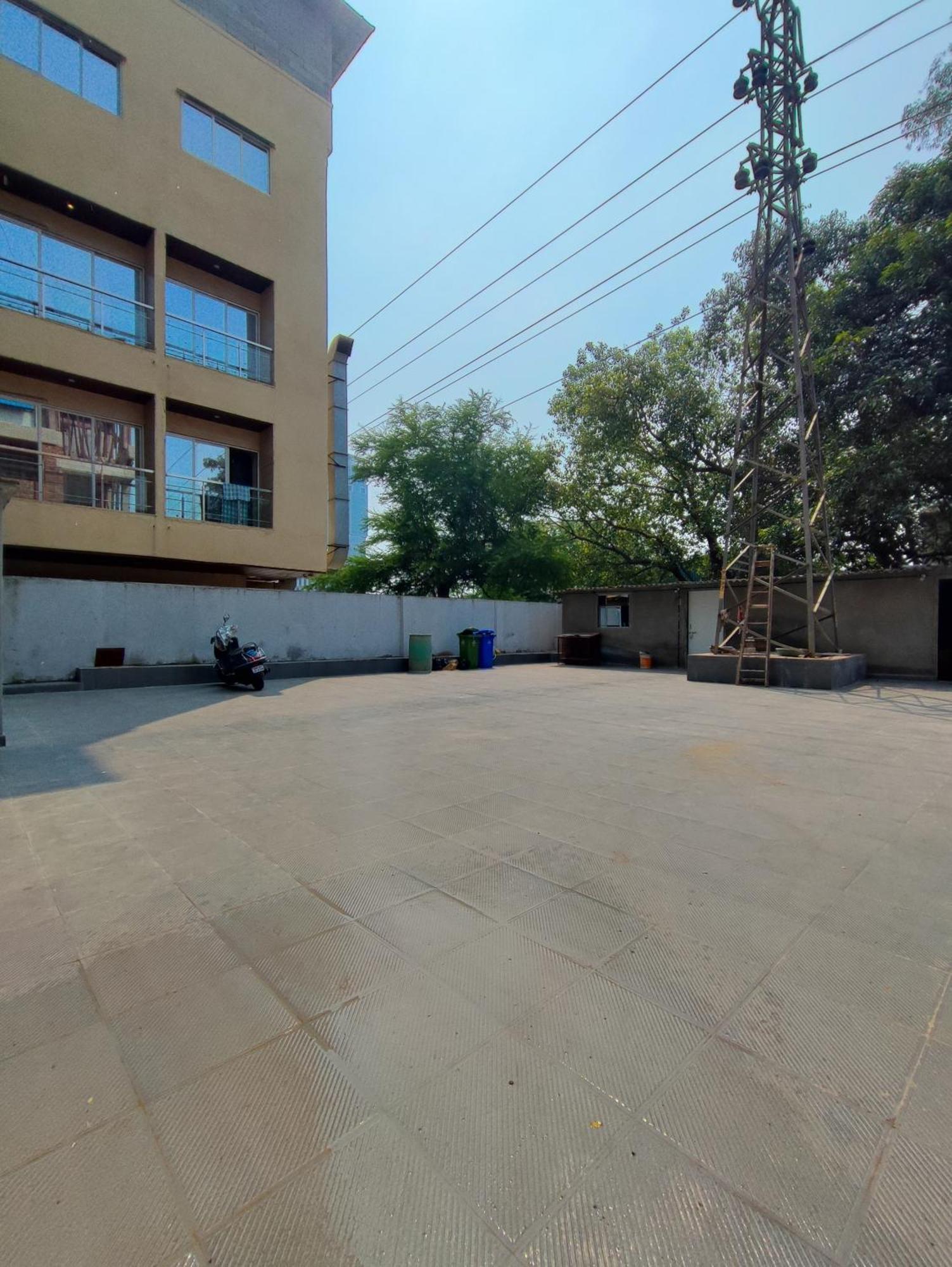 Hotel Starlit Navi Mumbai Buitenkant foto