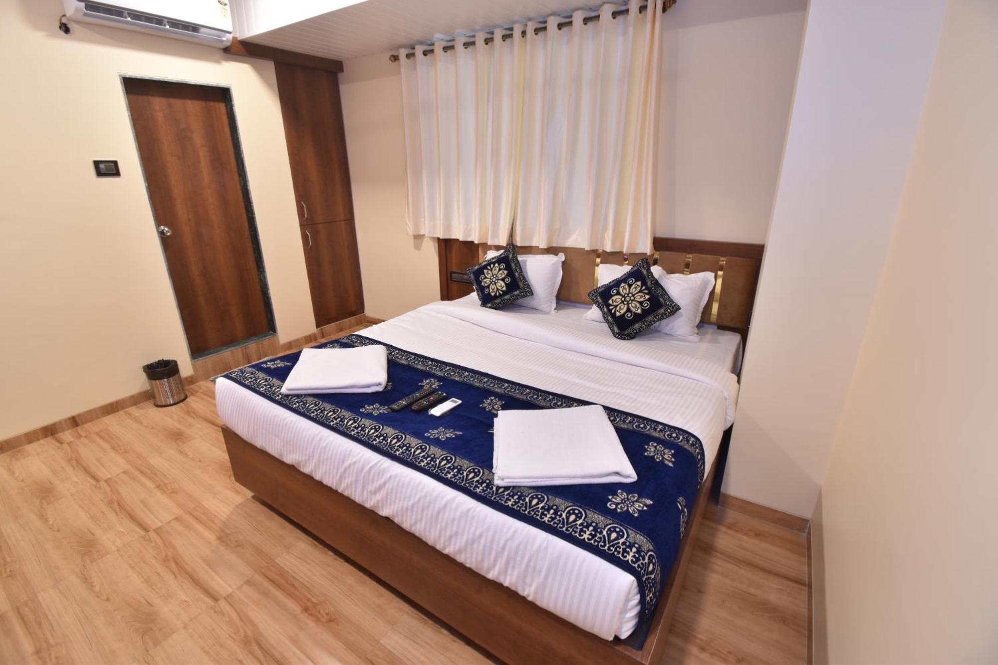 Hotel Starlit Navi Mumbai Kamer foto